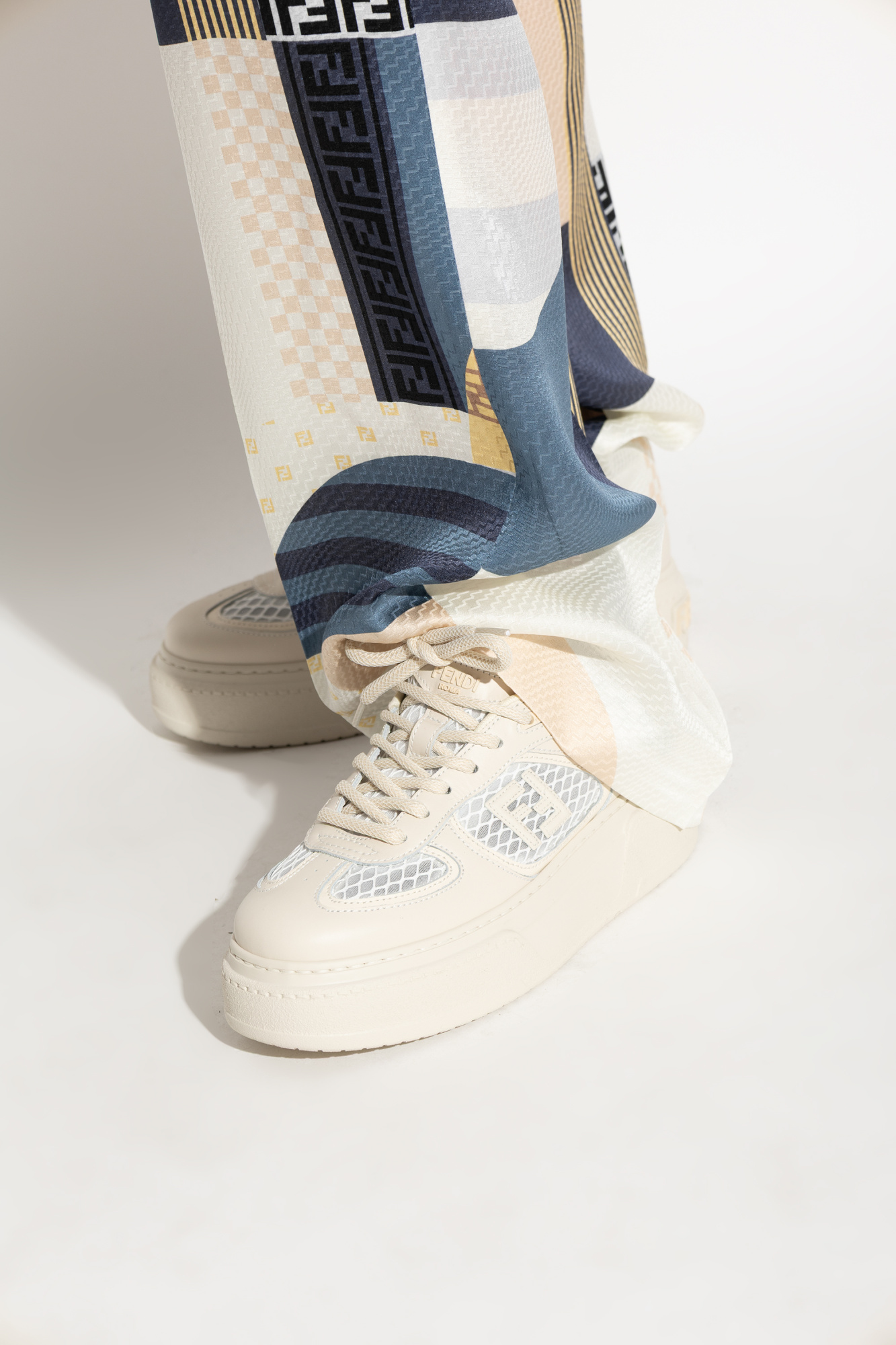 FENDI SPORTS SHOES WITH LOGO スポーツ シューズ 上質 ロゴ Fendi Sports shoes with logo | Women's Shoes | Vitkac